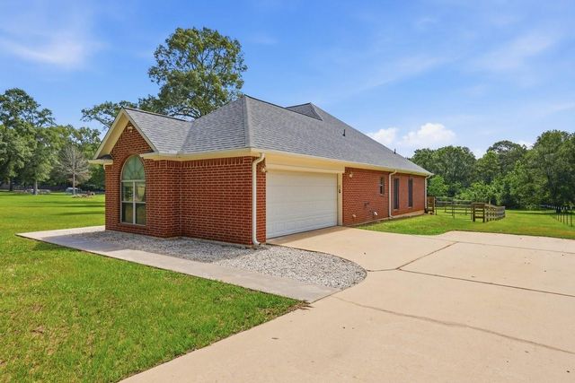 1645 Fm 3126, Livingston, TX 77351
