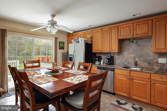 126 HIDDEN DR, Blackwood, NJ 08012