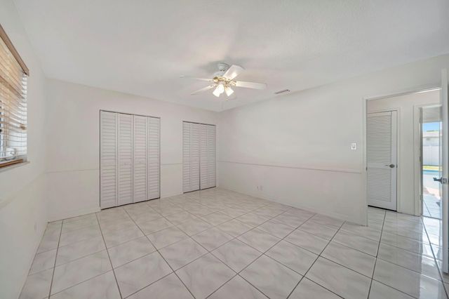 1251 SW 67th Avenue, Plantation, FL 33317