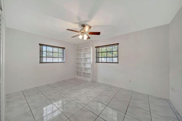 1251 SW 67th Avenue, Plantation, FL 33317