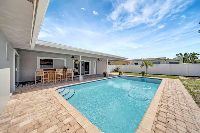 1251 SW 67th Avenue, Plantation, FL 33317