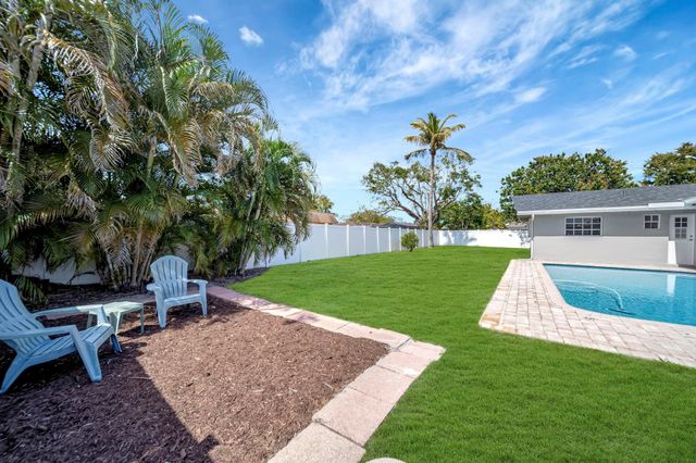 1251 SW 67th Avenue, Plantation, FL 33317