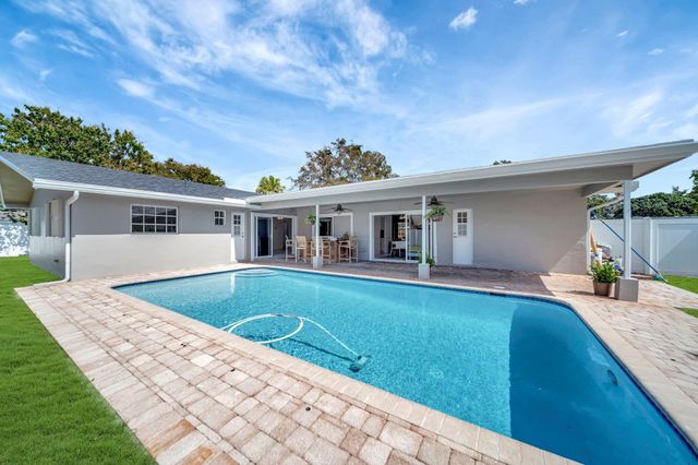 1251 SW 67th Avenue, Plantation, FL 33317