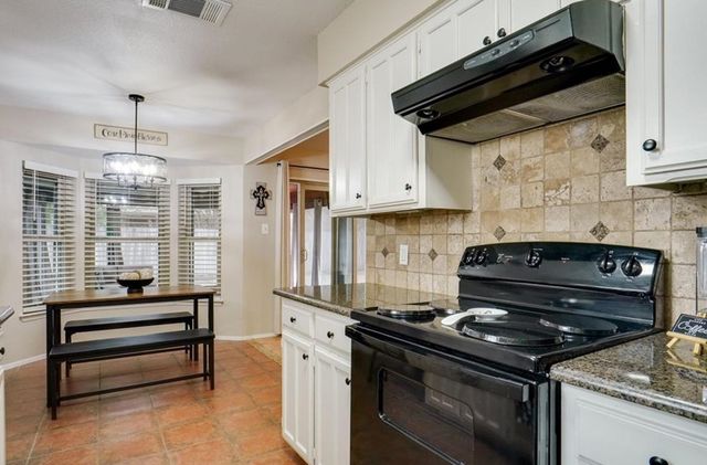 5920 Oak Hill Road, Watauga, TX 76148