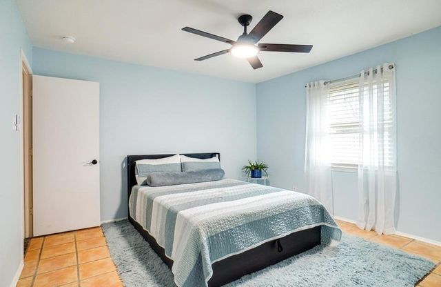 5920 Oak Hill Road, Watauga, TX 76148