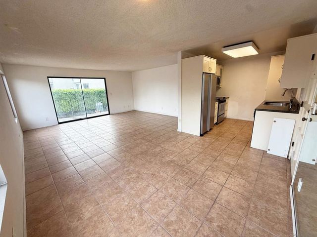 1278 Pacific Beach Dr 3, San Diego, CA 92109