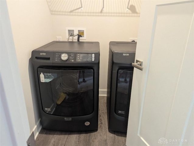 188 Cresting Road, Fairborn, OH 45324