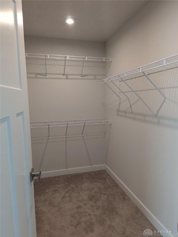 188 Cresting Road, Fairborn, OH 45324