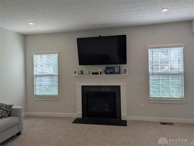 188 Cresting Road, Fairborn, OH 45324