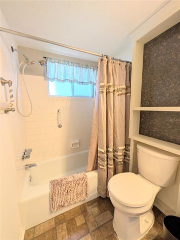 2319 CANAL DRIVE F26, Bradenton, FL 34207