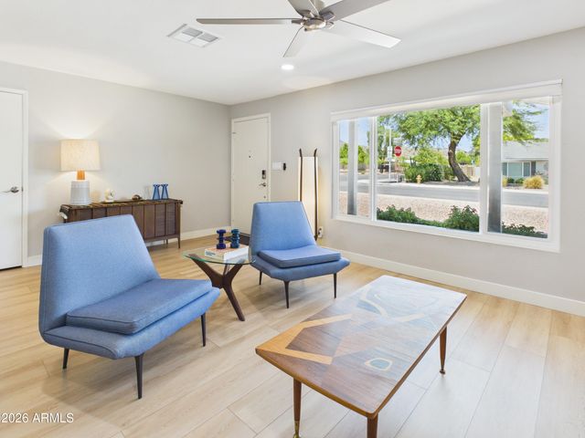 4101 E MANDAN Street, Phoenix, AZ 85044