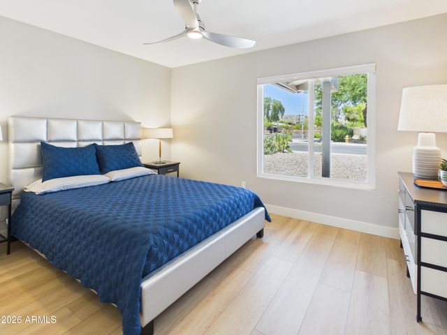 4101 E MANDAN Street, Phoenix, AZ 85044