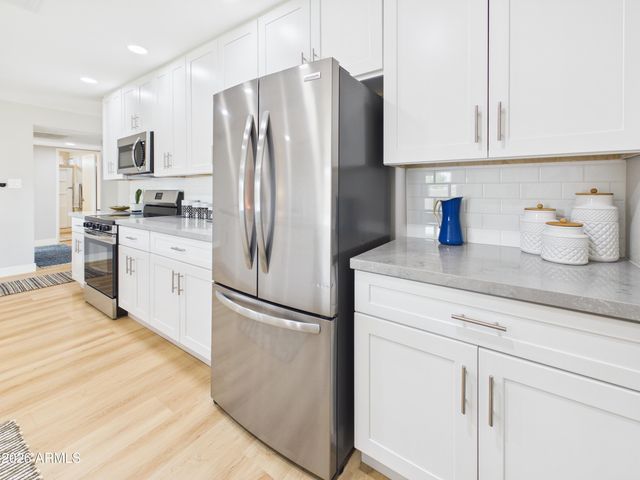 4101 E MANDAN Street, Phoenix, AZ 85044