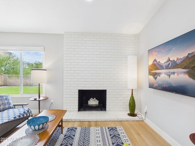4101 E MANDAN Street, Phoenix, AZ 85044