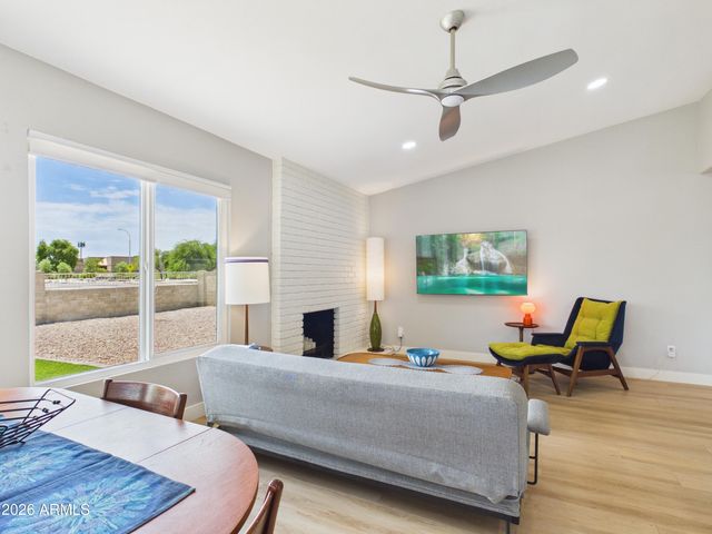 4101 E MANDAN Street, Phoenix, AZ 85044