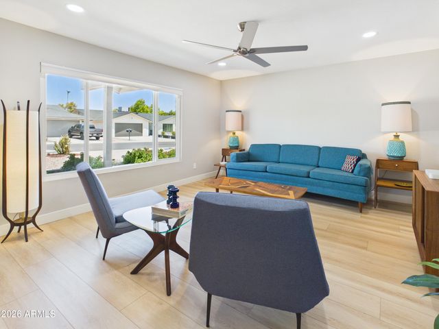 4101 E MANDAN Street, Phoenix, AZ 85044