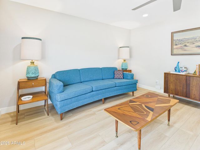 4101 E MANDAN Street, Phoenix, AZ 85044