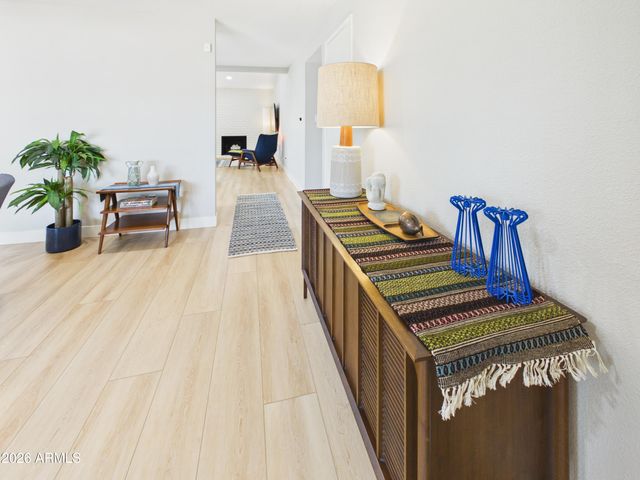 4101 E MANDAN Street, Phoenix, AZ 85044