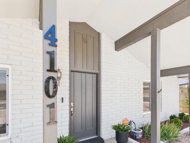 4101 E MANDAN Street, Phoenix, AZ 85044