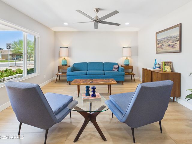 4101 E MANDAN Street, Phoenix, AZ 85044