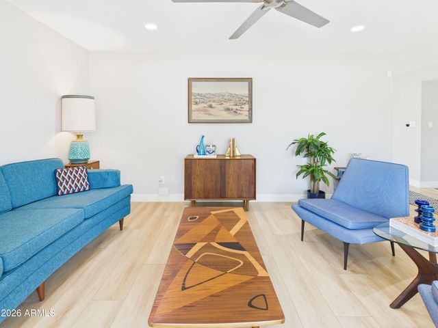 4101 E MANDAN Street, Phoenix, AZ 85044