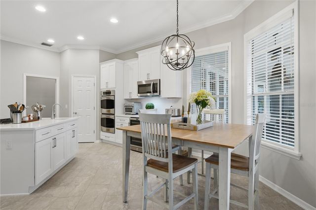 3780 CHARLESTON LOOP, Oviedo, FL 32765