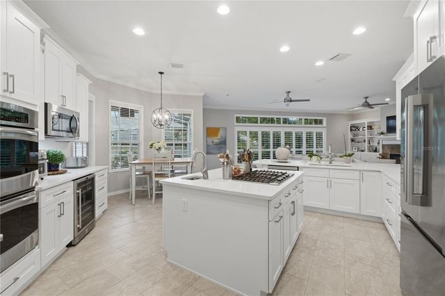 3780 CHARLESTON LOOP, Oviedo, FL 32765