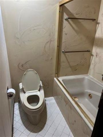 305 NW Tanglewood Cir, Lawton, OK 73505