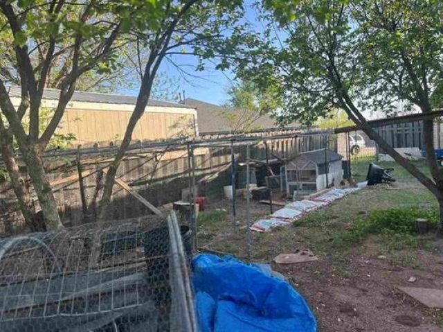 305 NW Tanglewood Cir, Lawton, OK 73505