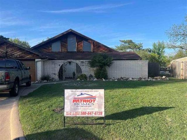 305 NW Tanglewood Cir, Lawton, OK 73505