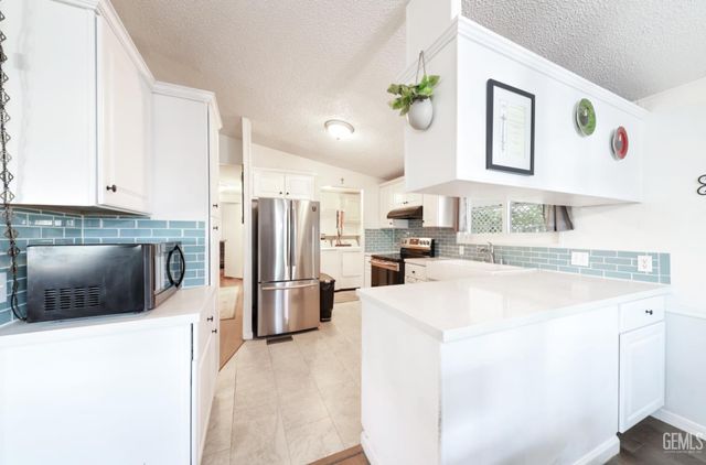 601 42nd Street, Bakersfield, CA 93301