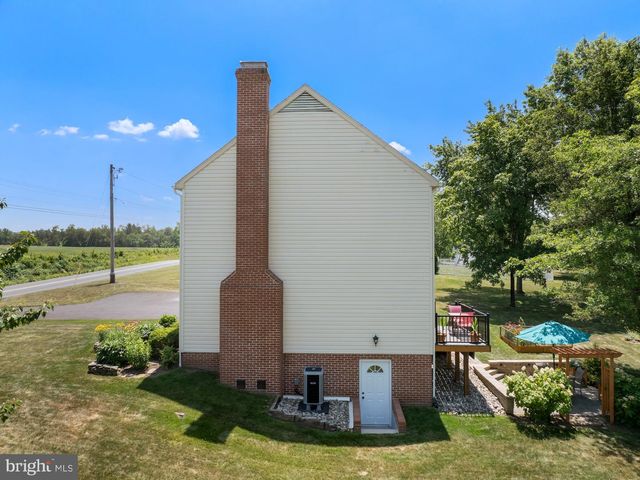 95 WHITE CHURCH RD, Gettysburg, PA 17325