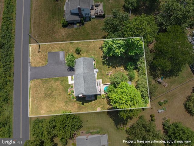 95 WHITE CHURCH RD, Gettysburg, PA 17325