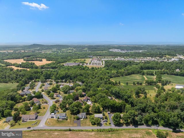 95 WHITE CHURCH RD, Gettysburg, PA 17325