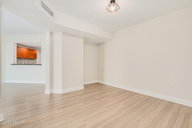 231 Riverside Dr Unit 507, Holly Hill, FL 32117