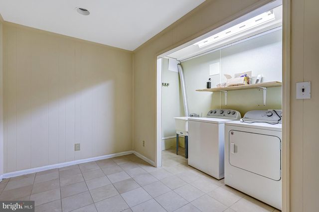3712 MARYLAND ST, Alexandria, VA 22309