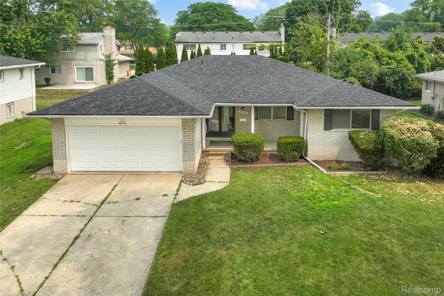 29540 Sharon Lane, Southfield, MI 48076