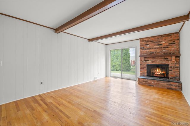 29540 Sharon Lane, Southfield, MI 48076