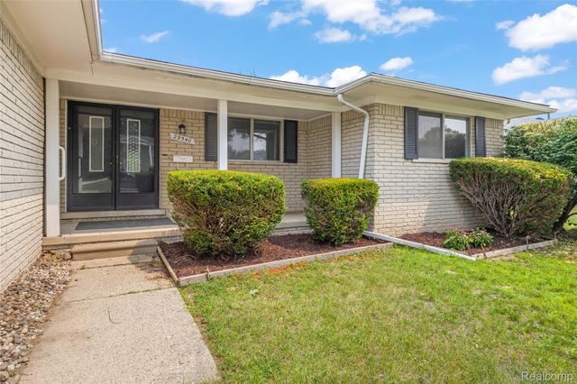 29540 Sharon Lane, Southfield, MI 48076