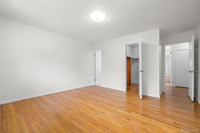 29540 Sharon Lane, Southfield, MI 48076