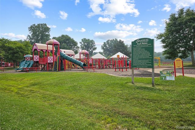 29540 Sharon Lane, Southfield, MI 48076