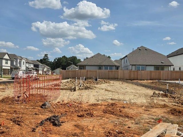 2305 Nooksack Drive, Conroe, TX 77384