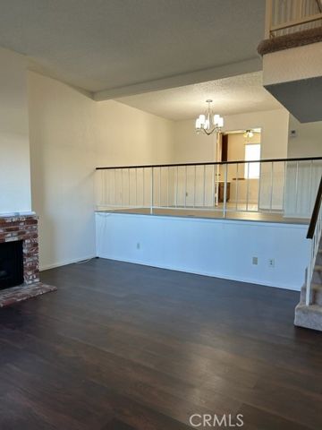 10201 Mason Avenue 101, Chatsworth, CA 91311