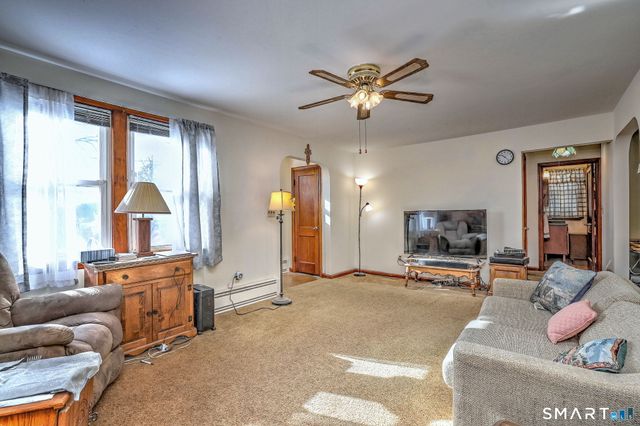 32 George Street, Seymour, CT 06483