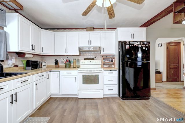 32 George Street, Seymour, CT 06483