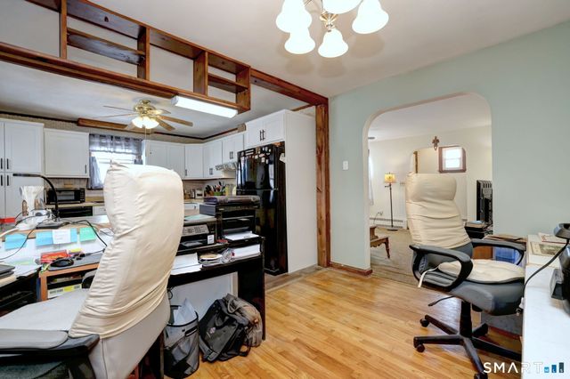 32 George Street, Seymour, CT 06483