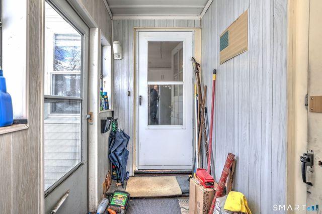 32 George Street, Seymour, CT 06483