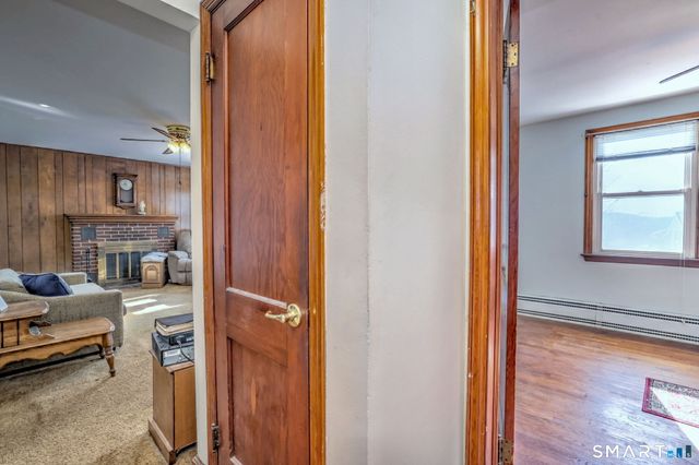 32 George Street, Seymour, CT 06483