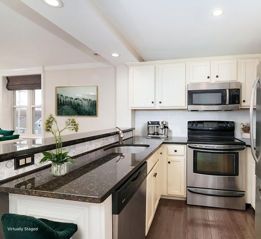 145 Hancock St 309, Braintree, MA 02184