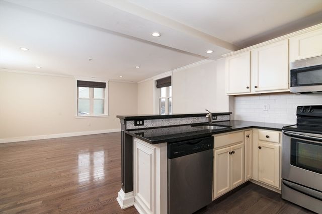 145 Hancock St 309, Braintree, MA 02184